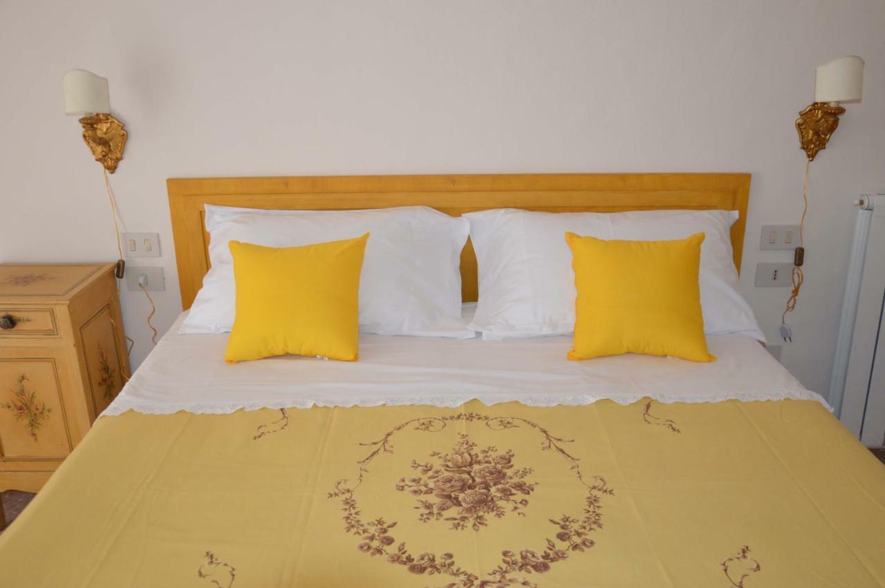 Casa Ciri Bed & Breakfast Фолиньо Экстерьер фото